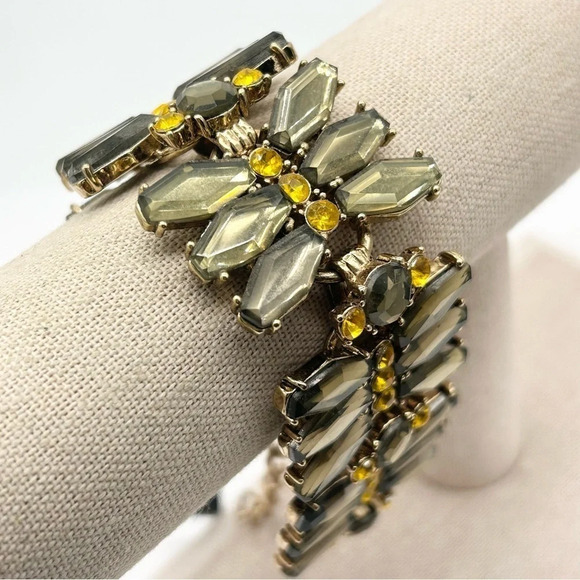 J. Crew Jeweled Link Bracelet NWT - Picture 1 of 4